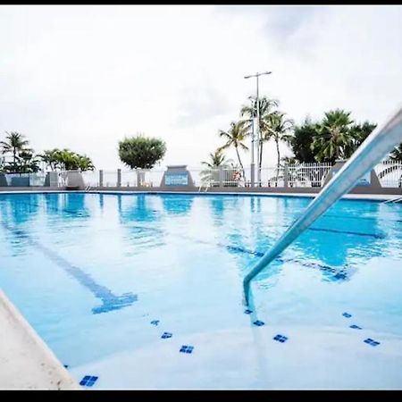 Downtown Beachfront Isla Verde Luxury Apartment Сан Хуан Екстериор снимка