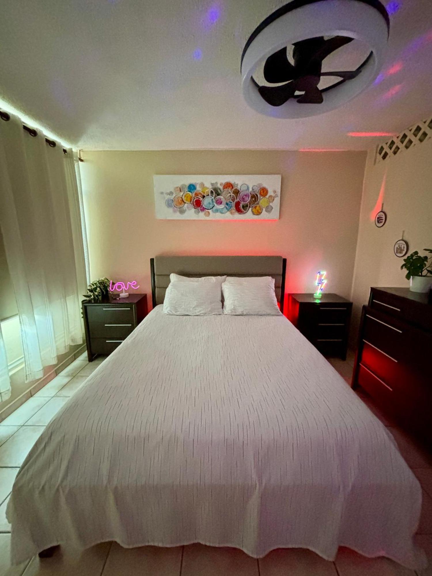 Downtown Beachfront Isla Verde Luxury Apartment Сан Хуан Екстериор снимка