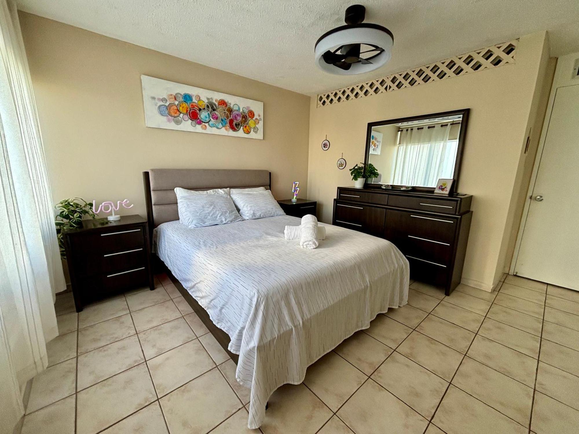 Downtown Beachfront Isla Verde Luxury Apartment Сан Хуан Екстериор снимка